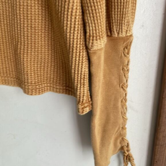 FREE PEOPLE FP One Tasha Thermal Top - Picture 9 of 16